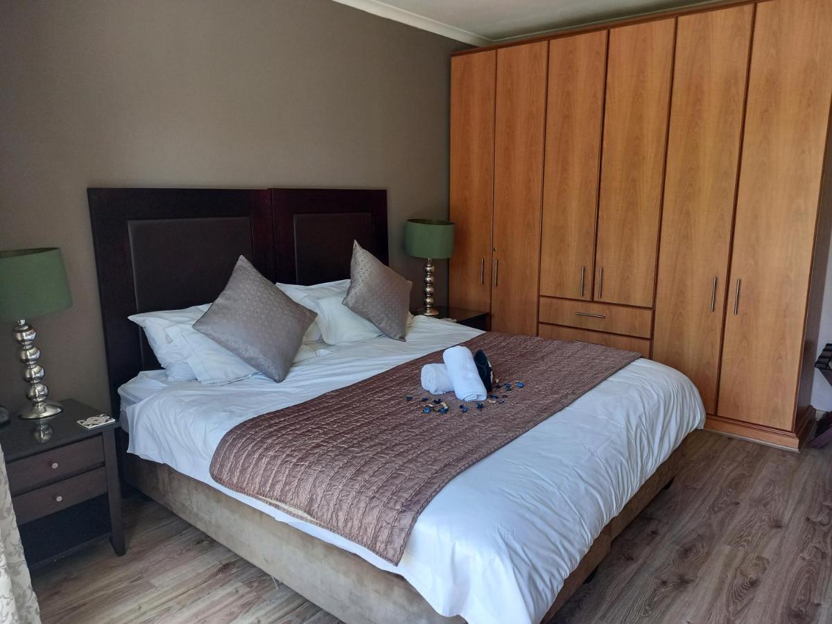 Mandalay Beach Guest House Bloubergstrand Luaran gambar